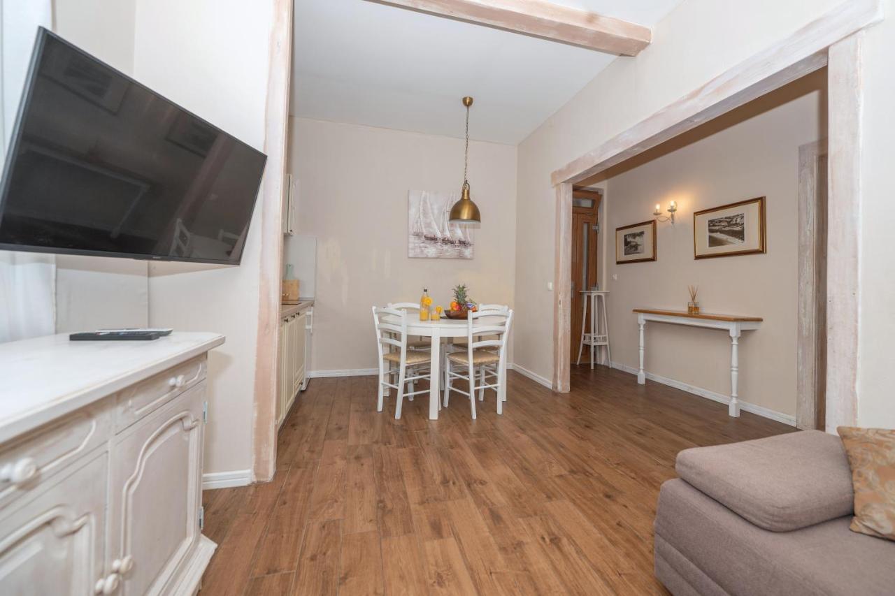 Apartment Petra & Apartment Rustic Makarska Exterior foto