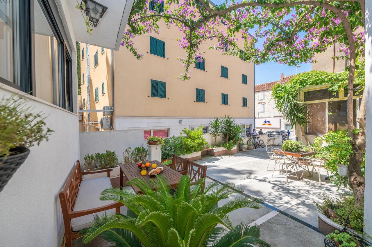 Apartment Petra & Apartment Rustic Makarska Exterior foto